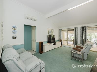 87 Lagoon Drive, Yanchep WA 6035