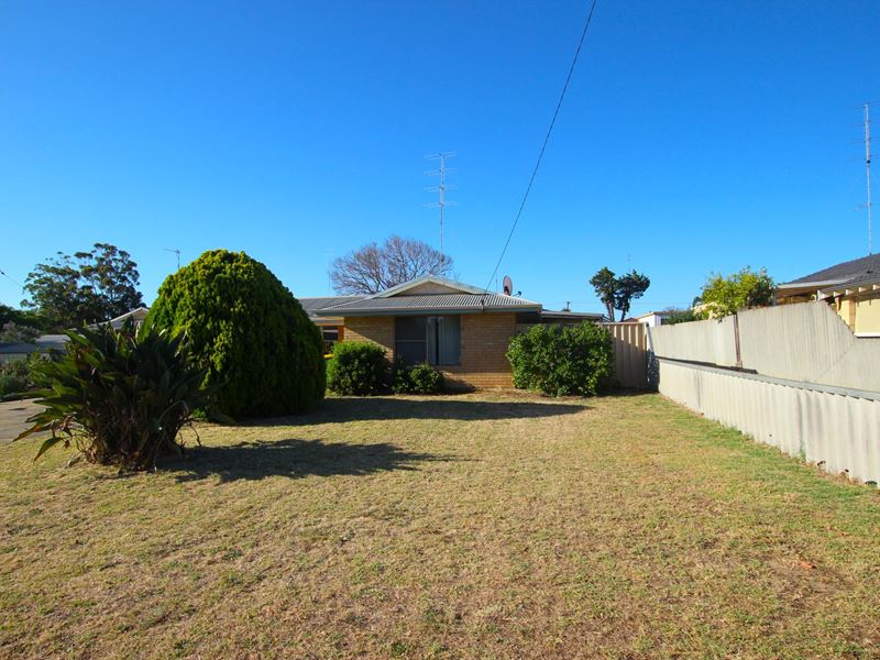 12B Pisconeri Heights, Waroona