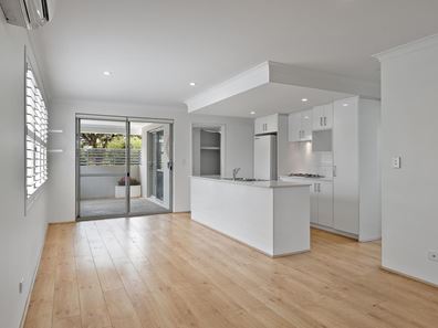 2/67 Edeline Street, Spearwood WA 6163