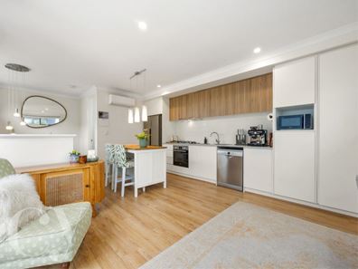 2/9 Millan Place, Hamilton Hill WA 6163