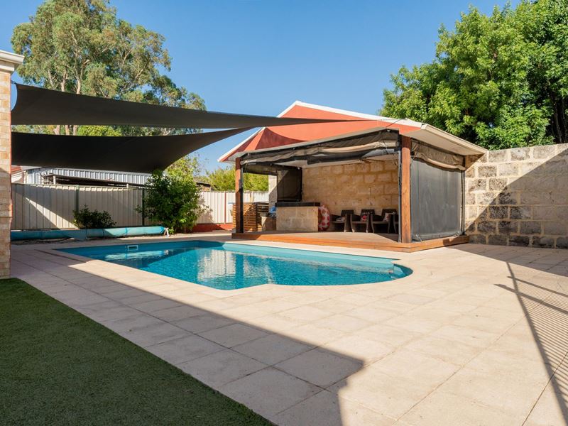 102 Riverside Drive, South Guildford WA 6055