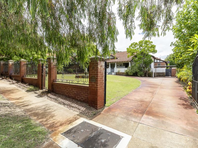 2 Braeside Road, Mount Lawley WA 6050