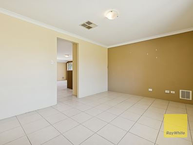 17 Copper Lane, Wattle Grove WA 6107