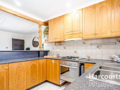 11 Roxwell Way, Girrawheen WA 6064