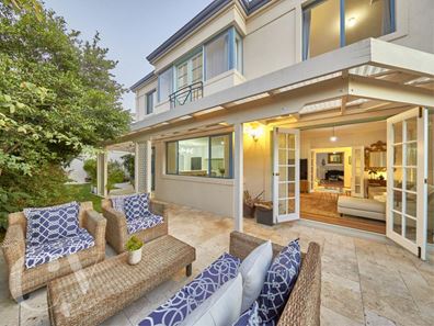6A Phipps Street, Bicton WA 6157