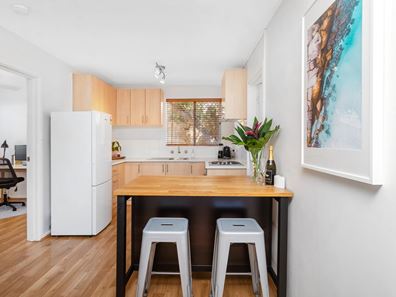4/268 Holbeck Street, Doubleview WA 6018