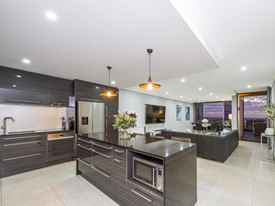 102B Alexandria View, Mindarie WA 6030