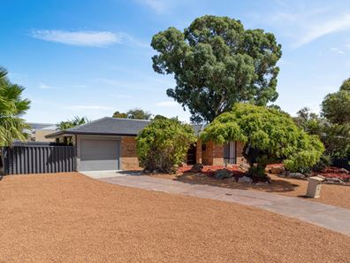 1 Bayou Court, Heathridge WA 6027