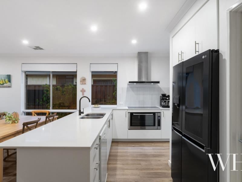 62C Asteroid Way, Carlisle WA 6101