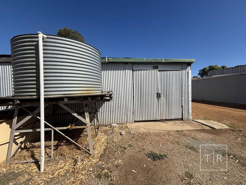 Shed 1/62 Coolgardie-Esperance Highway, Myrup WA 6450