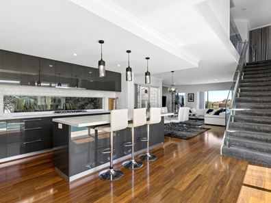 33 Abeona Parade, Madora Bay WA 6210