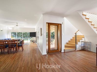 12/4 Lecaille Court, Dunsborough WA 6281