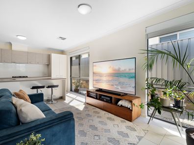 12 Leontes Way, Coolbellup WA 6163