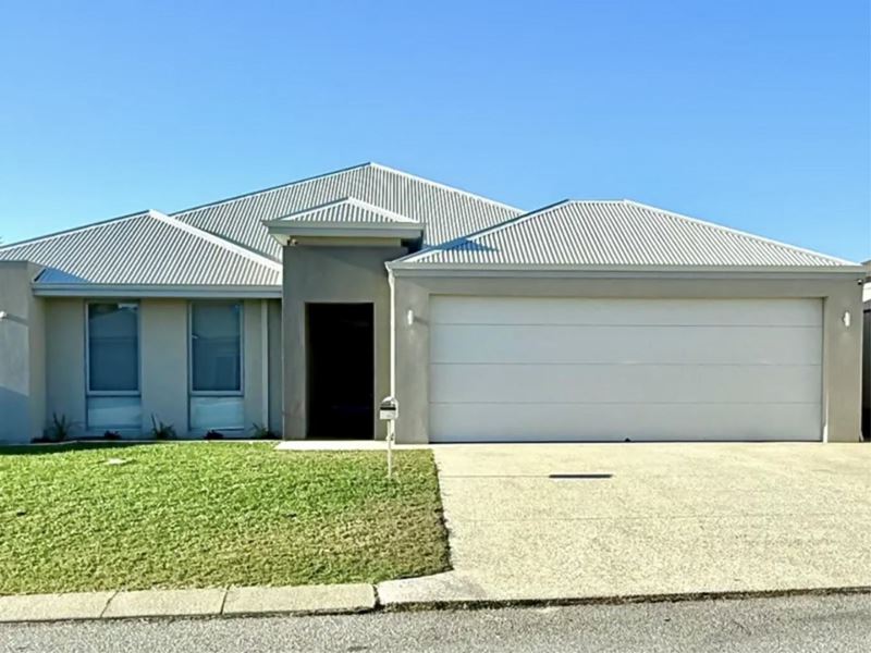 22 Scottsdale Turn, Meadow Springs