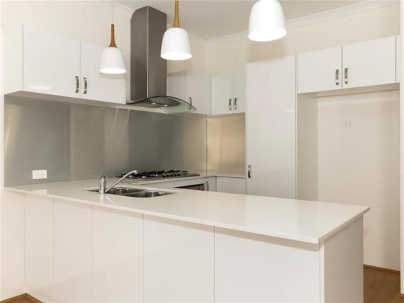 30 Cuddlepie Turn, Banksia Grove WA 6031