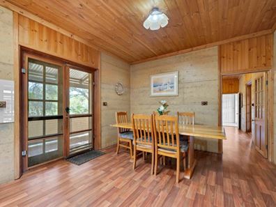 124 Hamersley Road, Walkaway WA 6528