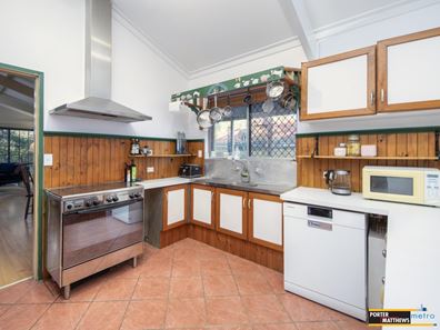 17 Kelvedon Way, Huntingdale WA 6110