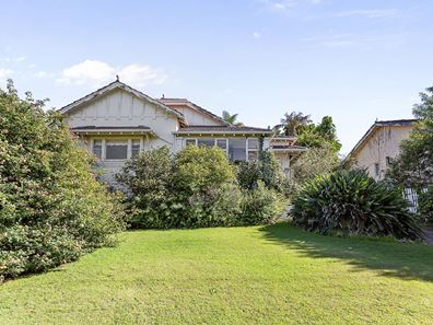 17 Hillway, Nedlands WA 6009