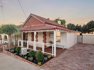 36 Lefroy Road, Beaconsfield WA 6162