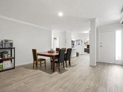 2 Hydra Close, Rockingham WA 6168