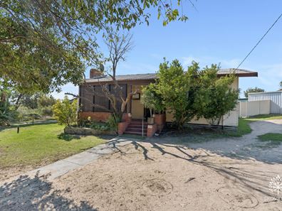 1 Coolga Road, Koongamia WA 6056