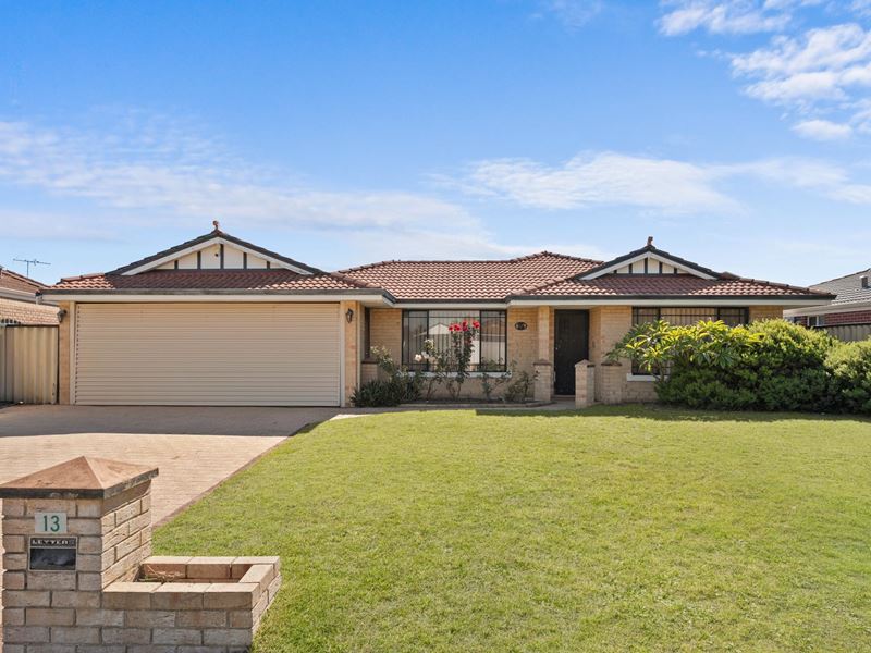 13 Summer Hill Place, Warnbro WA 6169