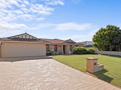 13 Summer Hill Place, Warnbro WA 6169
