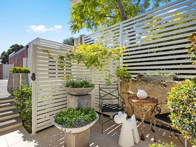 1/13 Bold Court, Leederville WA 6007
