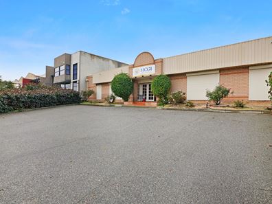 30 Bowen Street, Kardinya WA 6163