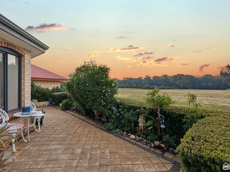 7 Saddlers Retreat, Kelmscott WA 6111