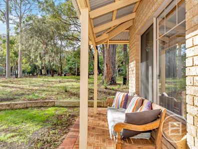 1 Clements Place, Waroona WA 6215