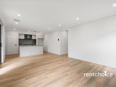 21 Vaughan Cresent, Forrestdale WA 6112