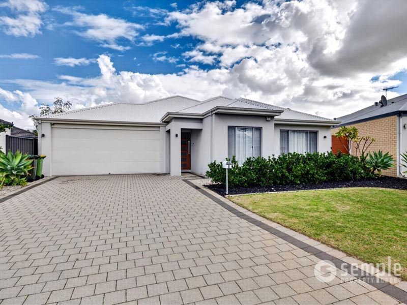 8 Gladalan Way, Piara Waters