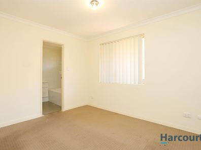 34/135 Challis Road, Seville Grove WA 6112