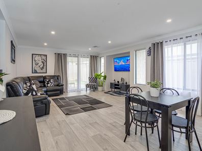 44 Capilano Avenue, Yanchep WA 6035