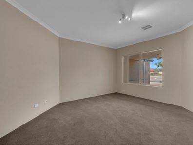43 Jolly Rambler Boulevard, Ravenswood WA 6208