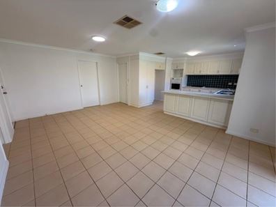 11 Jerrat Mews, Atwell WA 6164