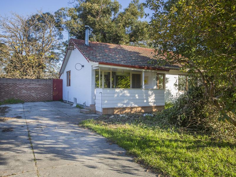 81 Rosher Road, Lockridge WA 6054
