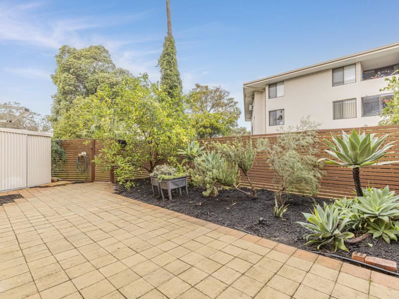 2B/19 Herdsman Parade, Wembley WA 6014
