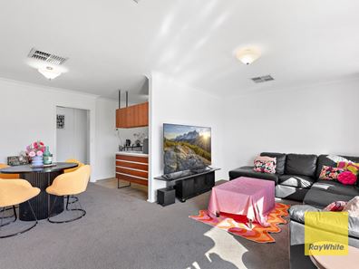 20 Lawrence Street, Gosnells WA 6110
