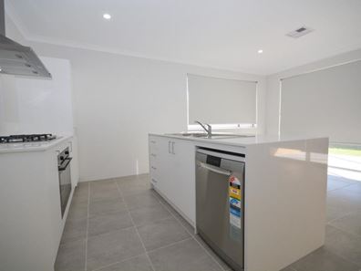 34A Golden Bay Drive, Golden Bay WA 6174