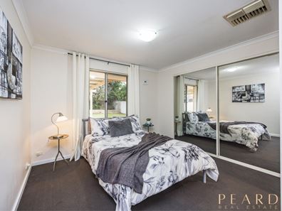 25 Chichester Drive, Woodvale WA 6026
