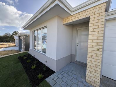 20 Camperdown Way, Lakelands WA 6180