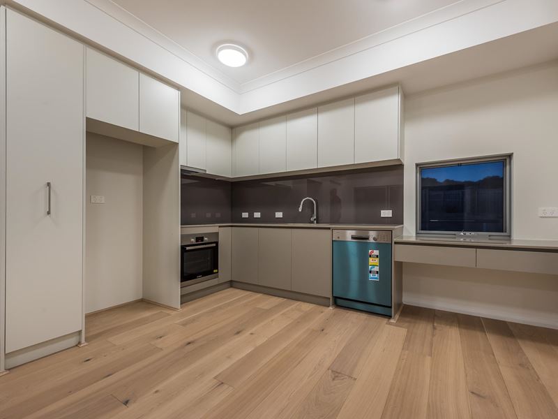 Unit 14/17 Royal James Court, Quinns Rocks