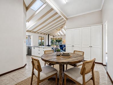 31 Kylie Way, Kingsley WA 6026