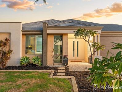 6 Barnard Grove, Byford WA 6122