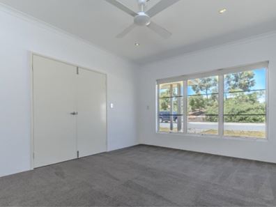 9 Viridis Street, Yanchep WA 6035