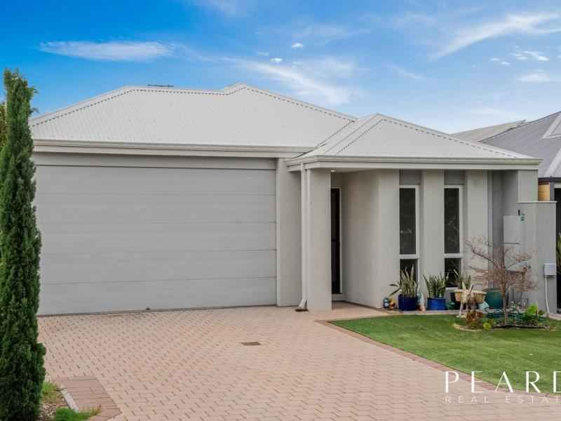 8 Woolibar Road, Golden Bay WA 6174