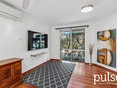 14/6 Pinewood Avenue, Kardinya WA 6163