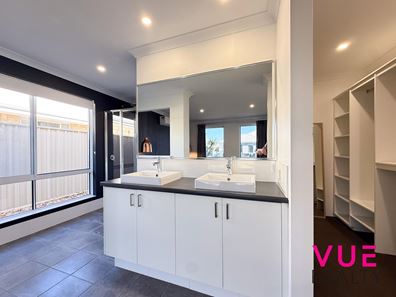 31 Explorer Street, Yanchep WA 6035